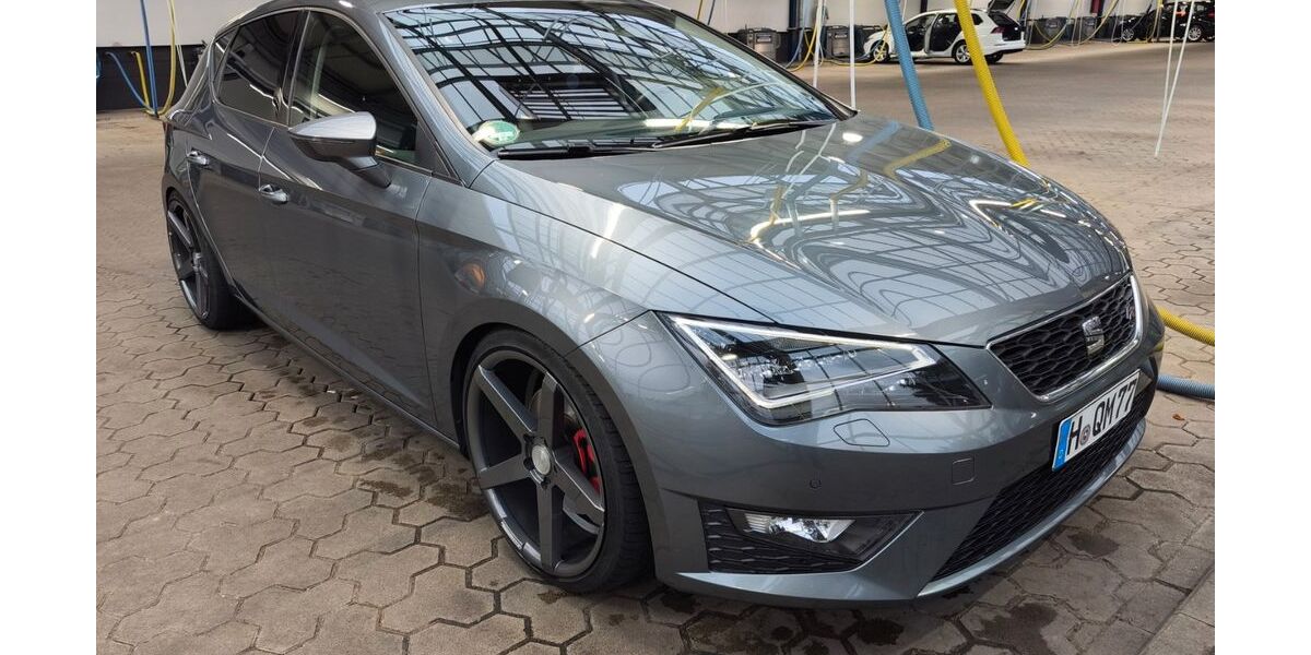 Seat Leon 132.000 km 13.999 &euro; Hannover 30449