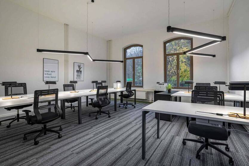 Professionelle Serviced Offices und Coworking in charmantem Altbau - All-in-Miete