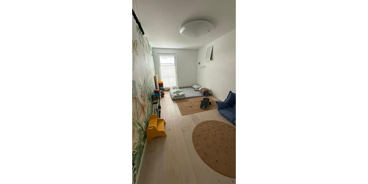 Reihenhaus Hannover Herrenhausen-Stöcken - 6 Zimmer, 150 m&sup2;, 1.500&euro; | Angebot:24789877