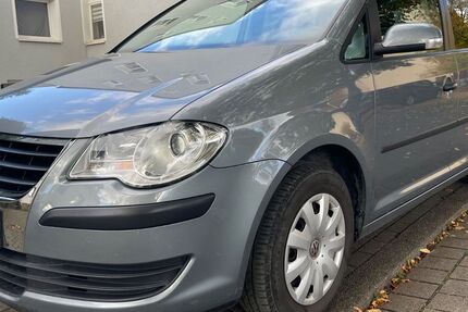 VW Touran 149.201 km 5.499 &euro; Hannover 30629