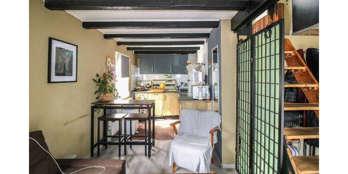 Mehrgenerationenhaus mit Anbau - leer oder vermietet übernehmbar 8 zimmer