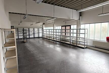 Gewerbeeinheit mit Lager und 3 klimatisierten Büroräumen zimmer