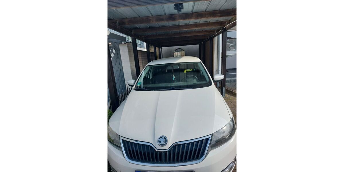 Skoda Rapid 85.000 km 8.500 &euro; Lehrte 31275