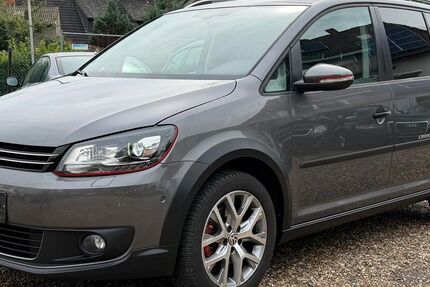 VW Touran 136.000 km 15.890 &euro; Hannover, Wettbergen 30457
