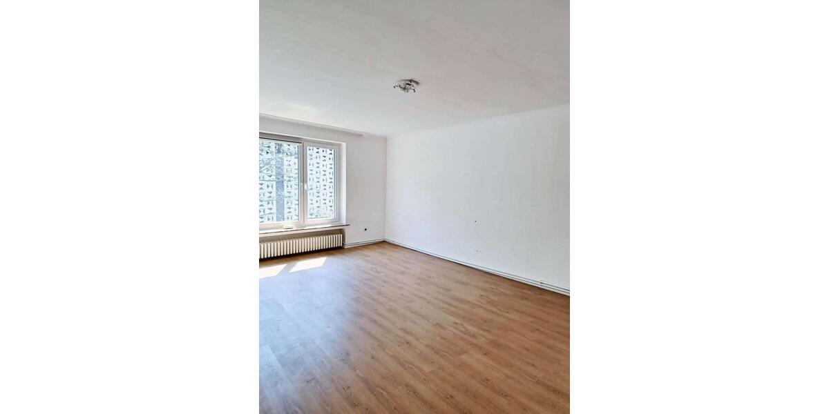 Etagenwohnung Hildesheim - 4 Zimmer, 120 m&sup2;, 1.080&euro; | Angebot:25904595