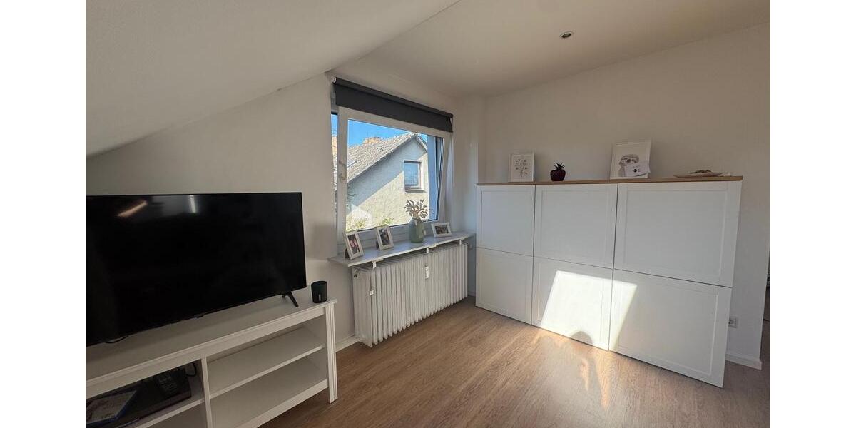 Dachgeschoßwohnung Hannover Buchholz-Kleefeld - 2 Zimmer, 45 m&sup2;, 530&euro; | Angebot:25536178