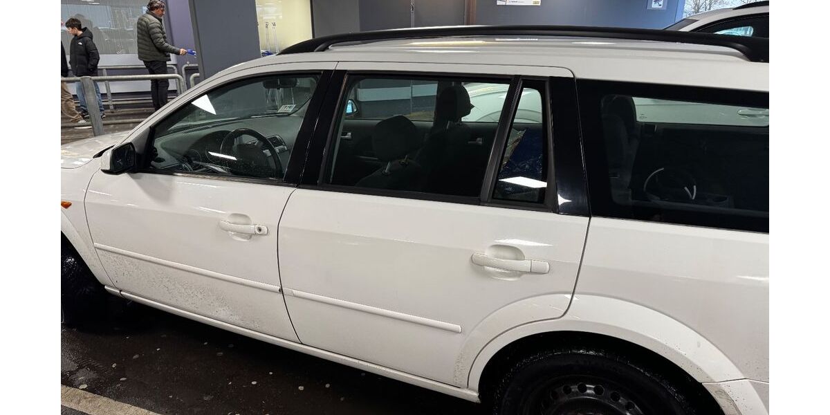 Ford Mondeo 157.000 km 2.500 &euro; Hannover 30419