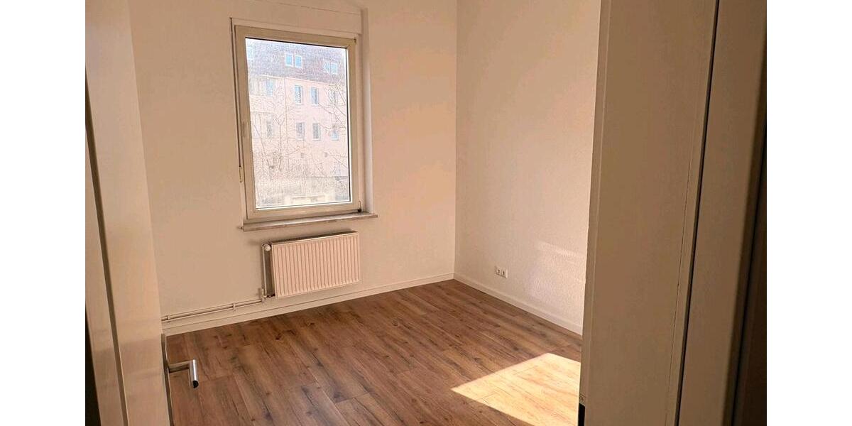 Erdgeschoßwohnung Hildesheim - 2 Zimmer, 60 m&sup2;, 600&euro; | Angebot:25515106
