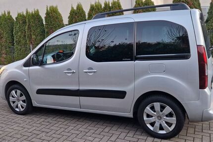 Citroen Berlingo 242.518 km 5.777 &euro; Langenhagen 30853