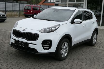Kia Sportage 157.300 km 12.990 € Adelheidsdorf 29352