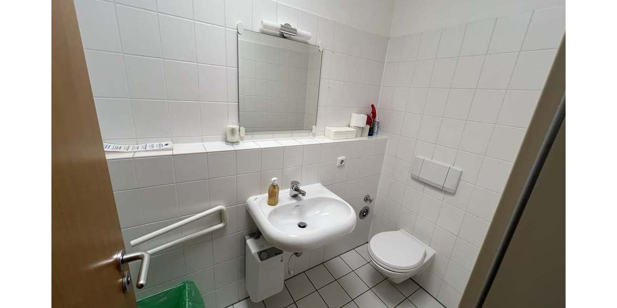 Büros zur Miete: von 208 m² bis 1.011 m² zimmer