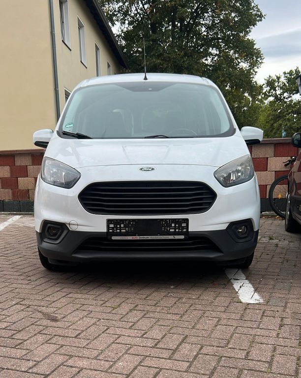 Ford Transit Courier 181.000 km 6.350 € Langenhagen 30855