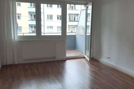Wohnung Hannover Vahrenwald-List - 2 Zimmer, 55 m&sup2;, 710&euro; | Angebot:26678329