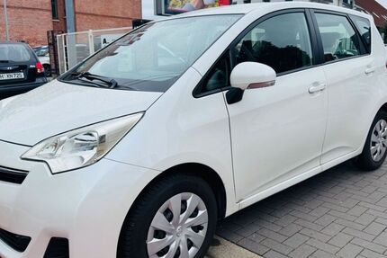 Toyota Verso-S 95.000 km 5.300 &euro; Hannover 30455
