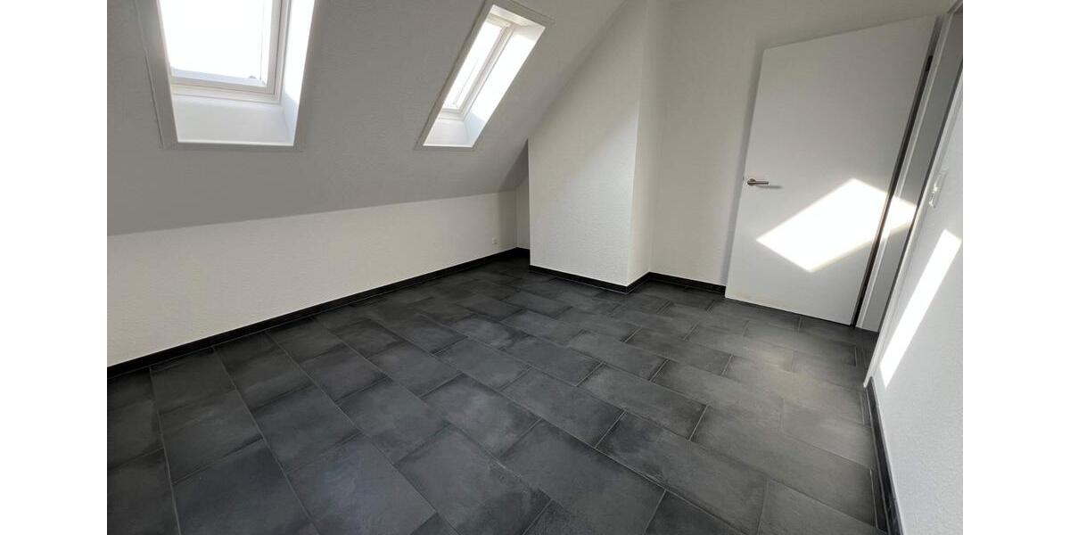 Dachgeschoßwohnung Burgdorf - 2 Zimmer, 54 m&sup2;, 129.000&euro; | Angebot:26123918