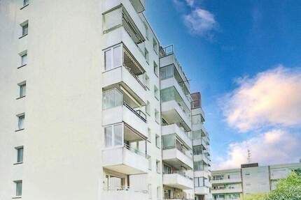 Großzügige 4-Zimmer-Wohnung mit Balkon und viel Potenzial - Ideal für Familien mit Kindern ! 4 zimmer