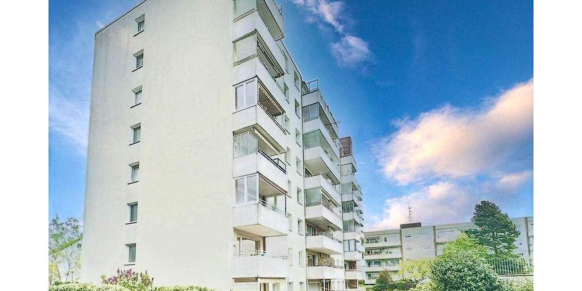 Großzügige 4-Zimmer-Wohnung mit Balkon und viel Potenzial - Ideal für Familien mit Kindern ! 4 zimmer