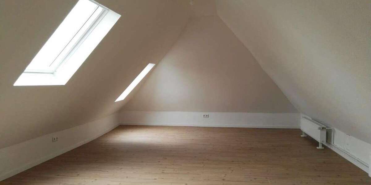 Etagenwohnung Algermissen - 6 Zimmer, 160 m&sup2;, 1.200&euro; | Angebot:24844091