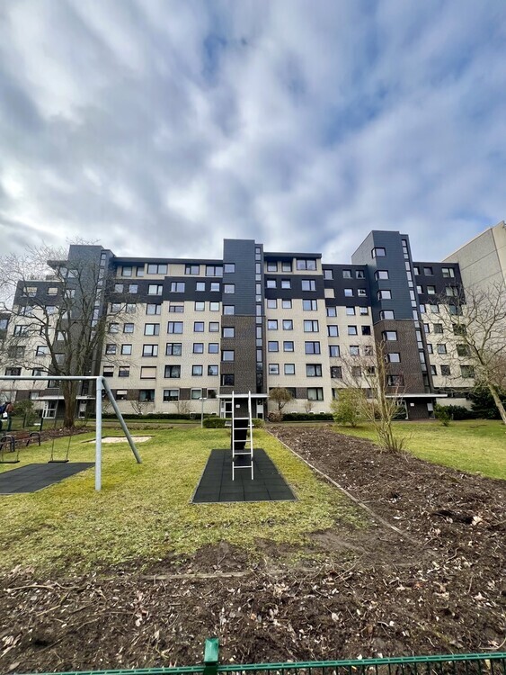 REDUZIERT! Saniertes Penthouse in Laatzen – 3-Zimmer-Traumwohnung mit Balkon & Fahrstuhl! 3 zimmer