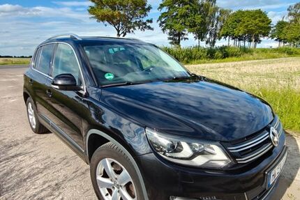 VW Tiguan 212.700 km 8.999 &euro; Wunstorf 31515