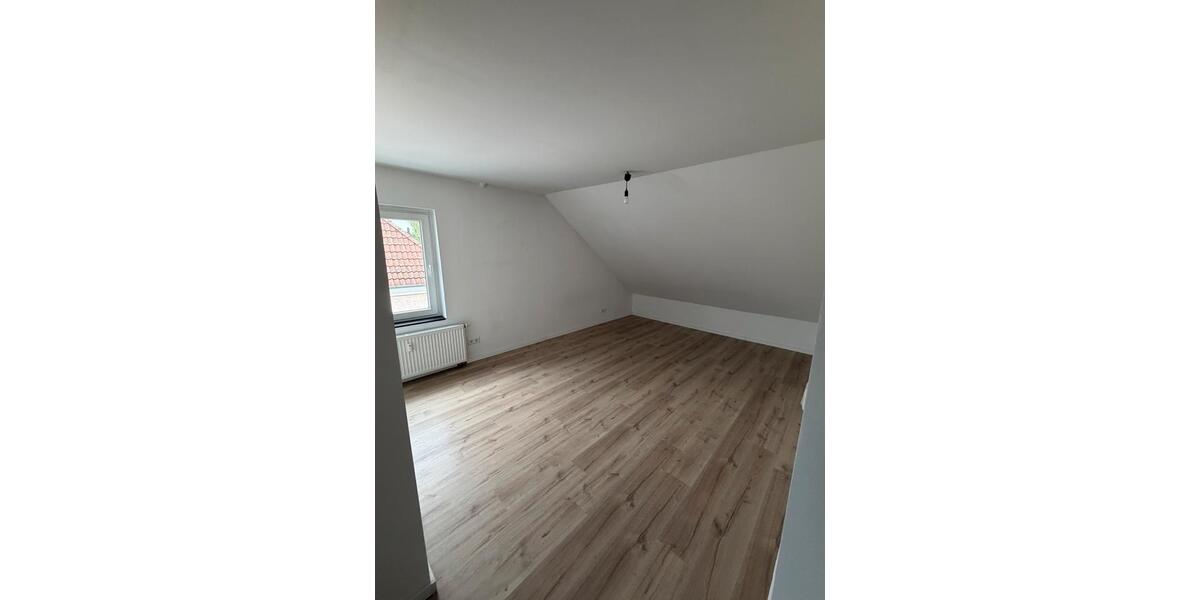 Dachgeschoßwohnung Burgdorf - 2 Zimmer, 50 m&sup2;, 550&euro; | Angebot:26610258