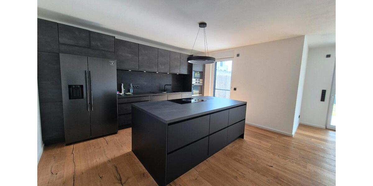 Erdgeschoßwohnung Seelze - 3 Zimmer, 107 m&sup2;, 1.800&euro; | Angebot:26612178