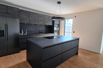 Wohnung Seelze - 3 Zimmer, 107 m&sup2;, 1.800&euro; | Angebot:26612178