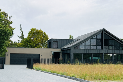 Haus Isernhagen - 10 Zimmer, 330 m&sup2;, 2.190.000&euro; | Angebot:27663521