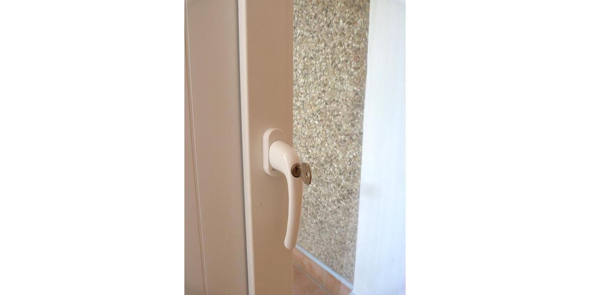 von privat: maschseenah und kernsaniert 2 zimmer