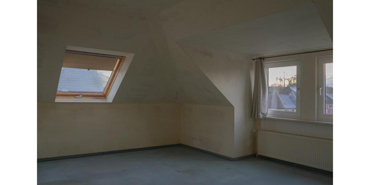 Raumwunder in ruhiger Lage – perfekt für Familien & Generationen 9 zimmer