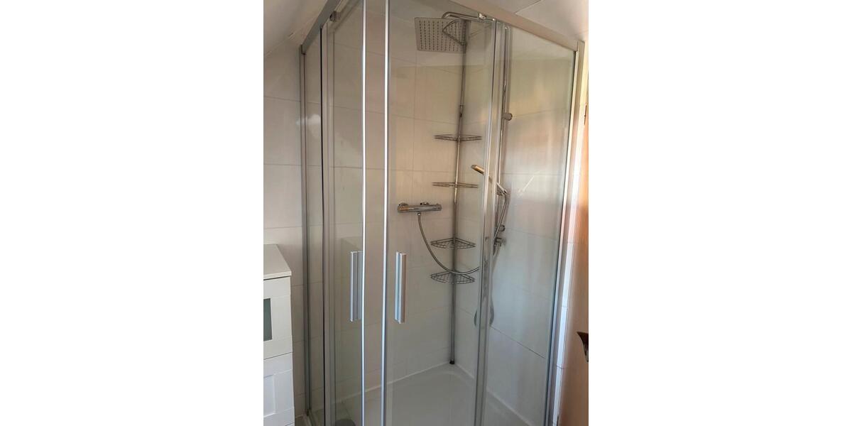 Etagenwohnung Sarstedt - 3 Zimmer, 119 m&sup2;, 1.000&euro; | Angebot:26342158