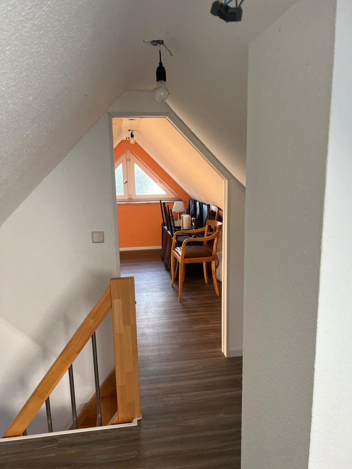 Stilvoll möbliertes Einfamilienhaus in Engelbostel (Langenhagen) zimmer