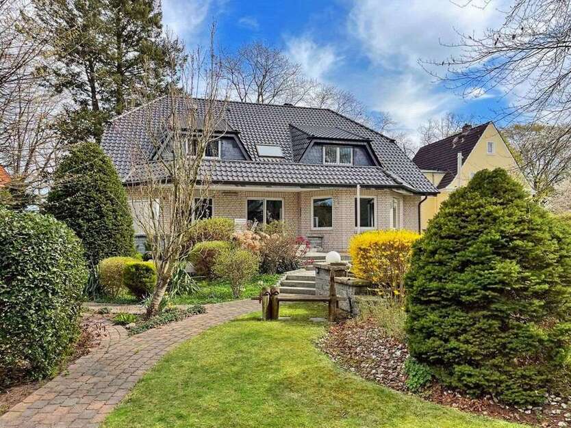 Haus zum Kaufen in Hannover 1.755.000 € 357 m²
