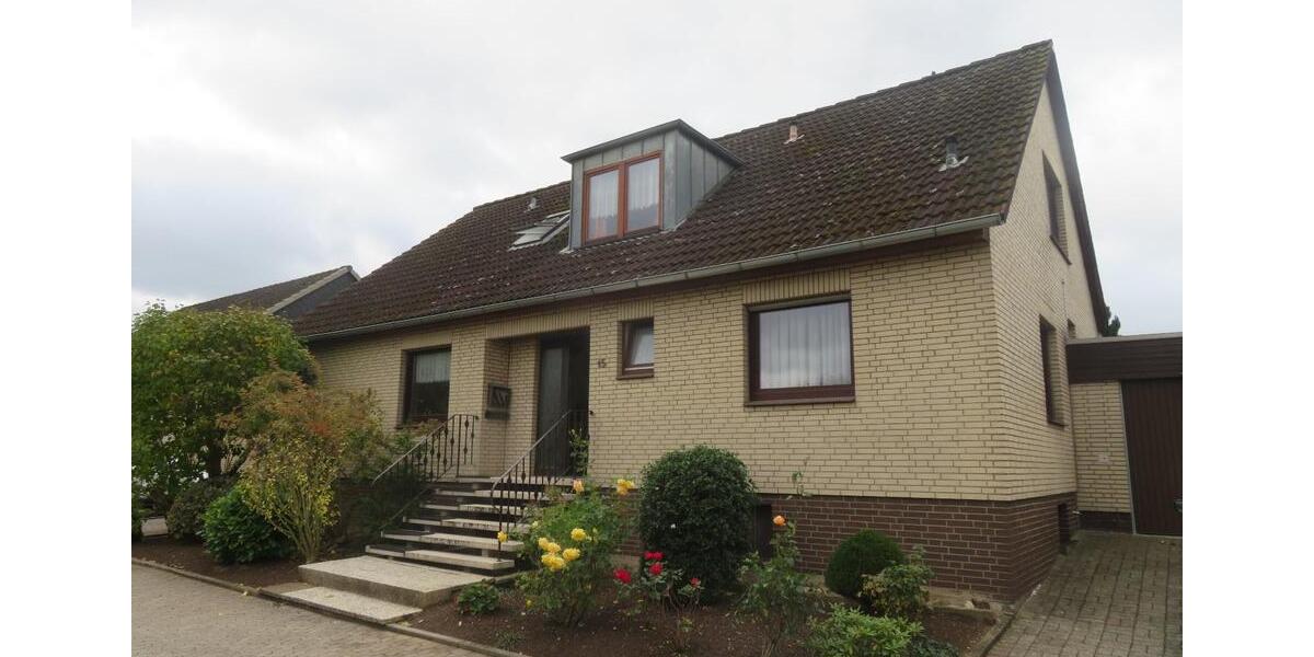 Einfamilienhaus Hildesheim Himmelsthür - 9 Zimmer, 210 m&sup2;, 535.000&euro; | Angebot:26755086