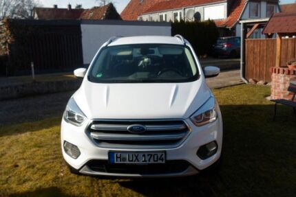 Ford Kuga 100.800 km 13.700 &euro; Neustadt 31535