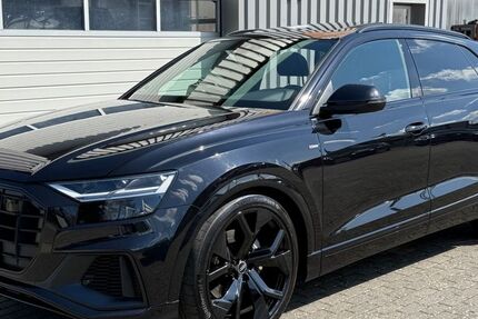 Audi Q8 189.300 km 41.199 &euro; Hildesheim 31137