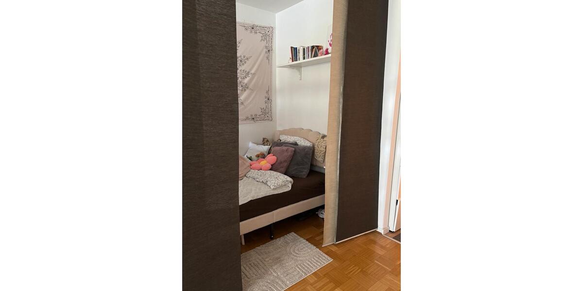 Etagenwohnung Hannover Herrenhausen-Stöcken - 1 Zimmer, 40 m&sup2;, 710&euro; | Angebot:26463799