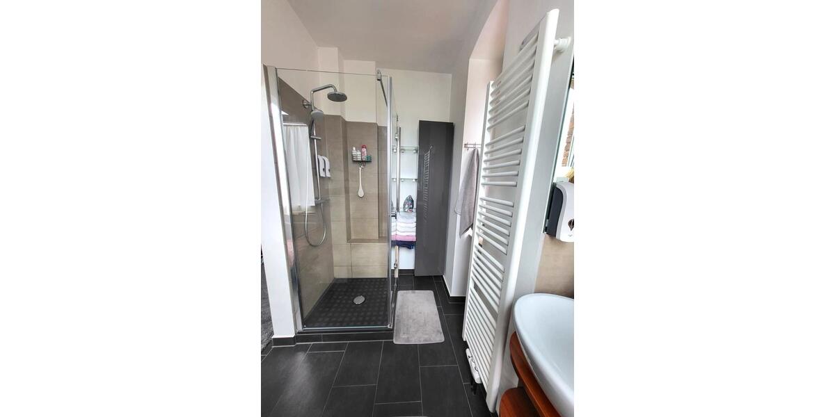 Charmante freie Altbauwohnung in Hannover-Linden -Schwarzer Bär 4 zimmer