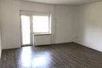 Moderne Wohnung mit Balkon in angenehm ruhiger Lage