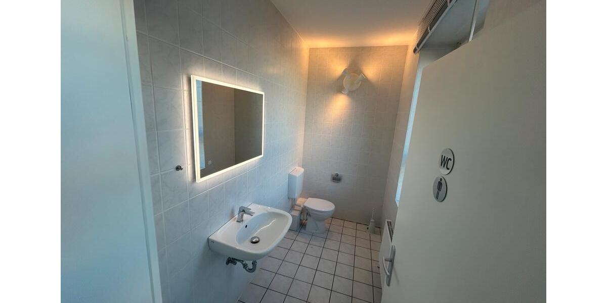 Gewerbeobjekt Garbsen Berenbostel - 1.800&euro; | Angebot:26315921