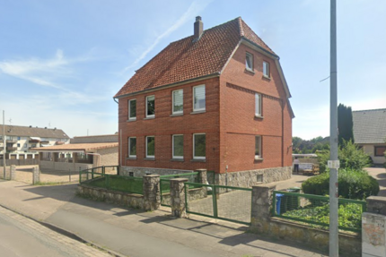 Haus zum Kaufen in Sarstedt 529.000 € 180 m² 8 zimmer