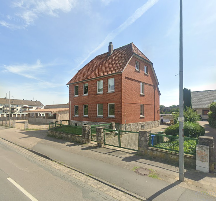 Haus zum Kaufen in Sarstedt 529.000 € 180 m² 8 zimmer