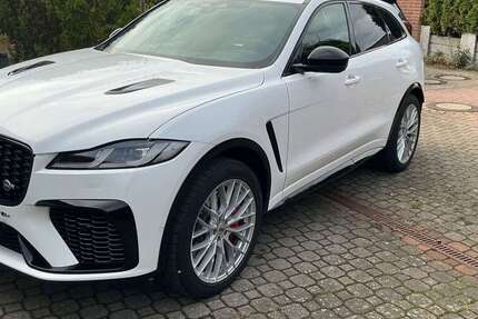 Jaguar F-Pace 40.600 km 61.500 &euro; Isernhagen 30916