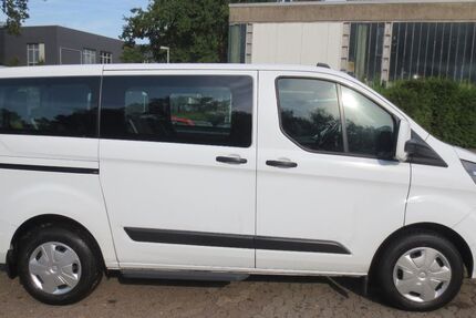 Ford Transit Custom 106.000 km 17.995 &euro; Hannover 30179