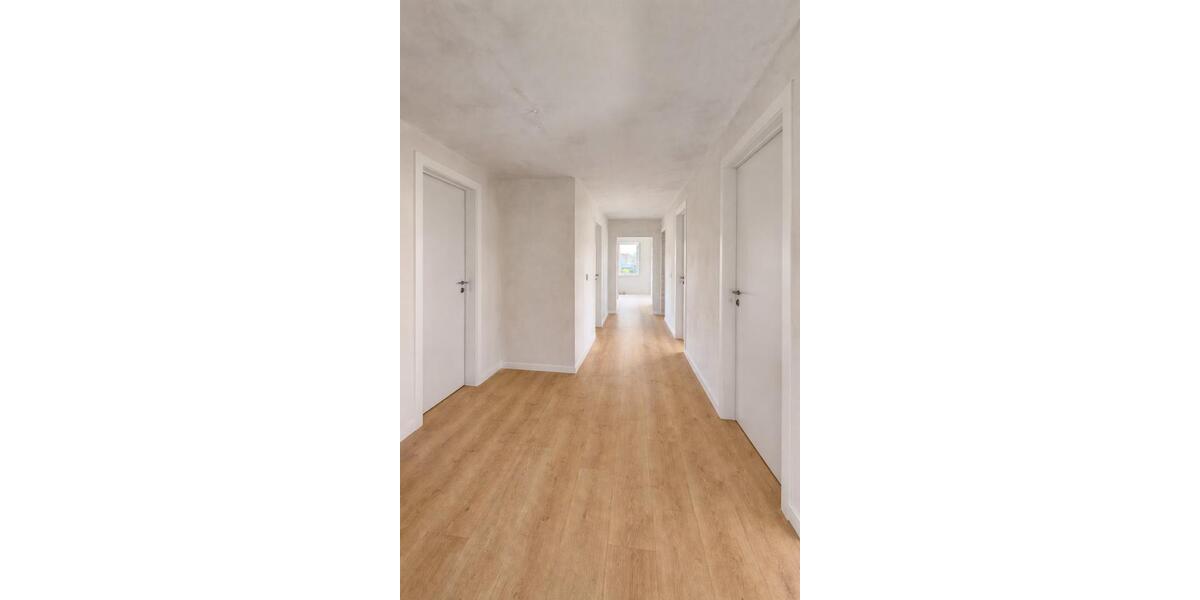 Etagenwohnung Lehrte - 4 Zimmer, 110 m&sup2;, 1.300&euro; | Angebot:26167845
