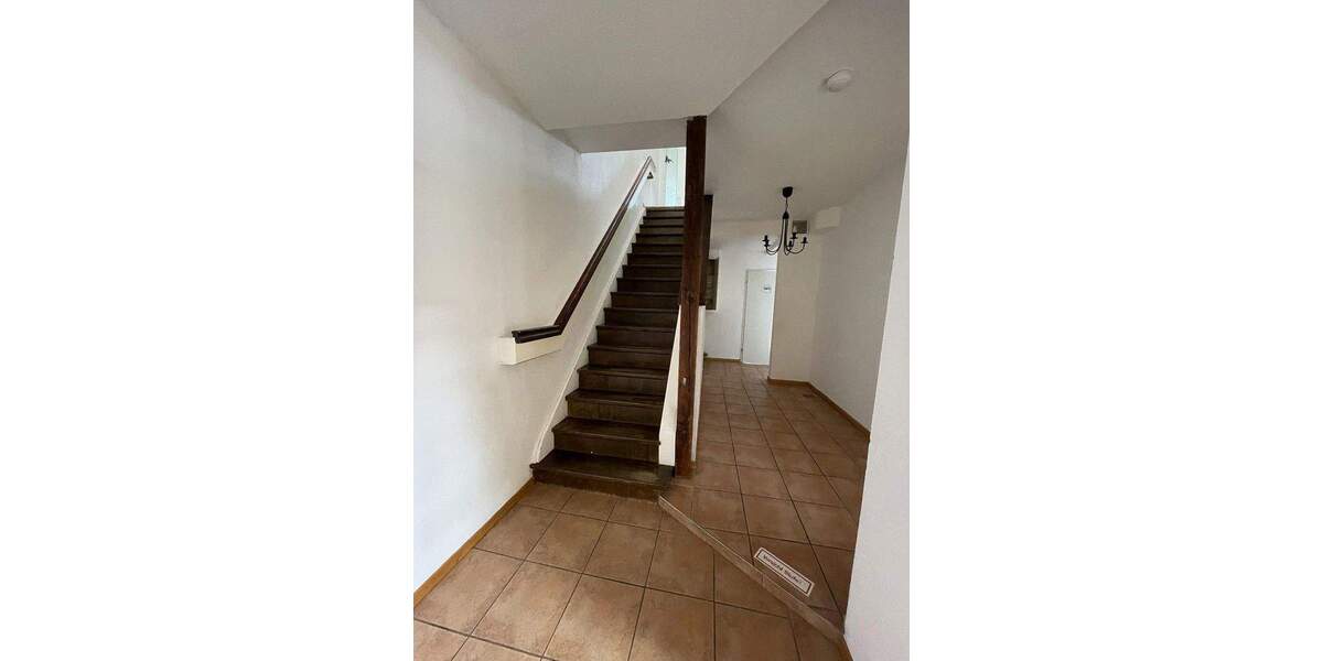 Arnum: DHH mit gr.Garten, Dachterrasse & 2 Garagen - Ideal f. Familie oder Mehrgenerationenwohnen 7 zimmer