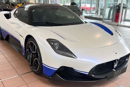 Maserati MC20