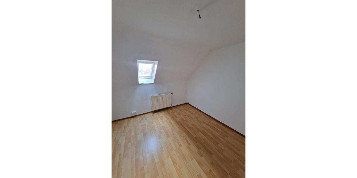 Dachgeschoßwohnung Barsinghausen - 5 Zimmer, 115 m&sup2;, 245.000&euro; | Angebot:24560900