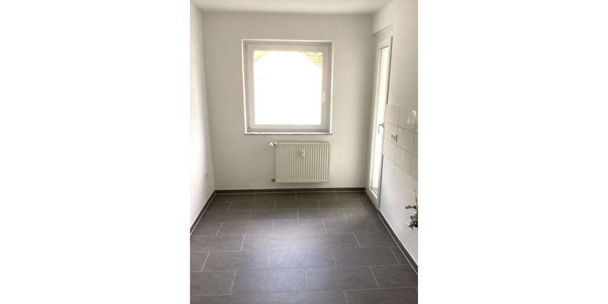 Etagenwohnung Hannover Herrenhausen-Stöcken - 4 Zimmer, 84 m&sup2;, 887&euro; | Angebot:26377151