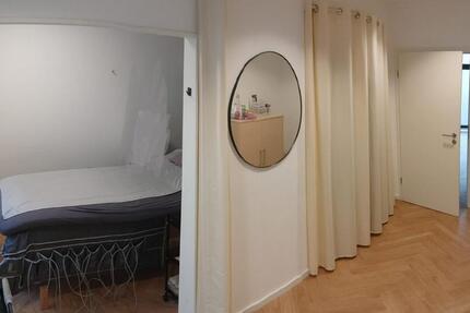 Raum zur Untermiete - Top LAGE - für körpernahe Behandlungen zimmer
